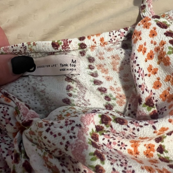 Tank - Picture 2 of 2